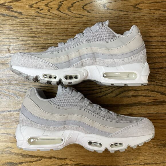 Men's Nike Air Max 95 SE Cobblestone Grey White Size 9 9.5 Shoes NEW - Picture 3 of 6